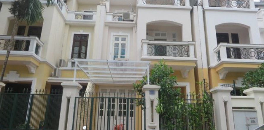 4 bedrooms Villa in Tay Ho, Ha Noi, No. 5299