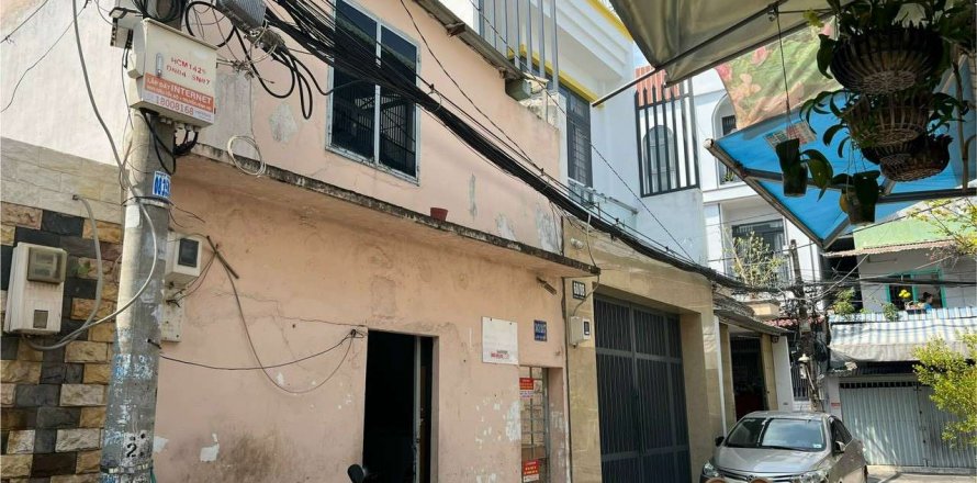 Studio Townhouse in District 7, Ho Chi Minh,  No. 18609