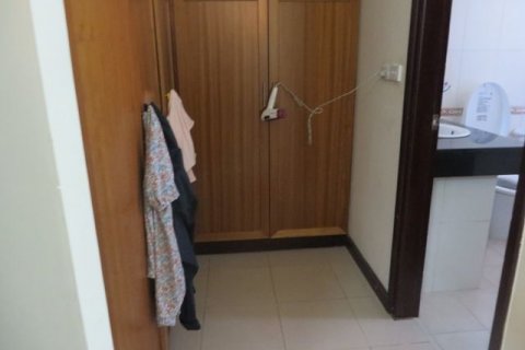 Дом с 4 спальнями в Тэйхо, Ханой , № 5679