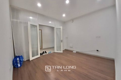Квартира с 3 спальнями в Тэйхо, Ханой , № 2282 16