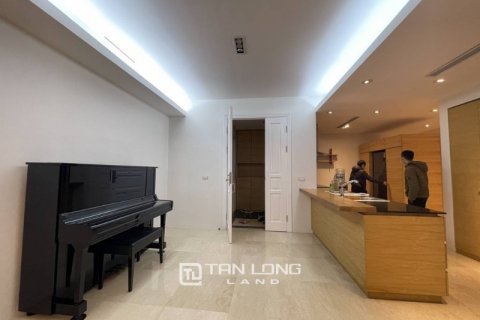 3 bedrooms Apartment in Tay Ho, Ha Noi,  No. 2285 6