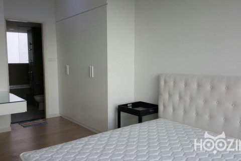 Квартира с 3 спальнями в Район 7, Хошимин , № 22833 3
