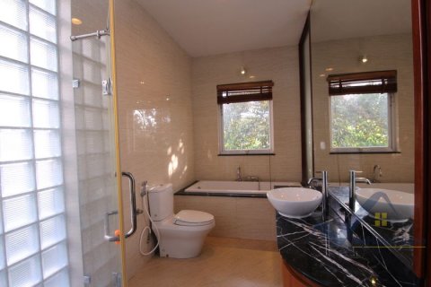 4 bedrooms Villa in Tay Ho, Ha Noi,  No. 19342 12