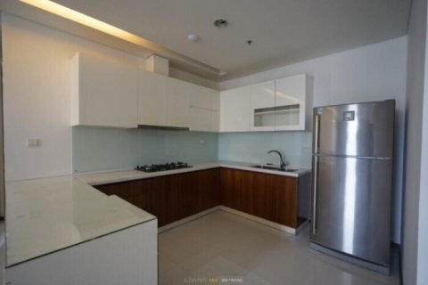 Квартира с 3 спальнями в Тхудык, Хошимин ,  № 27336 7