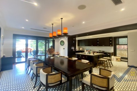 4 bedrooms Villa in Long Bien, Ha Noi, No. 18982 2