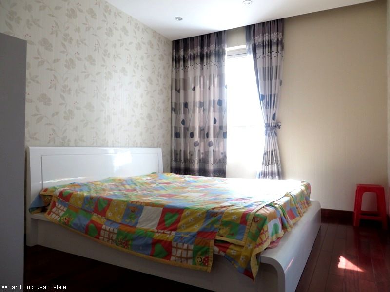 3 bedrooms Apartment in Cau Giay, Ha Noi, Vietnam No. 5738