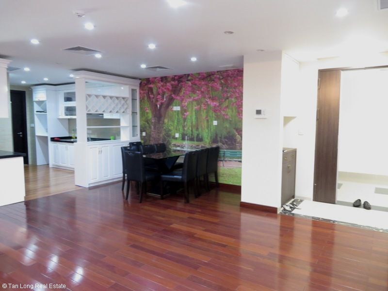 3 bedrooms Apartment in Cau Giay, Ha Noi, Vietnam No. 5738