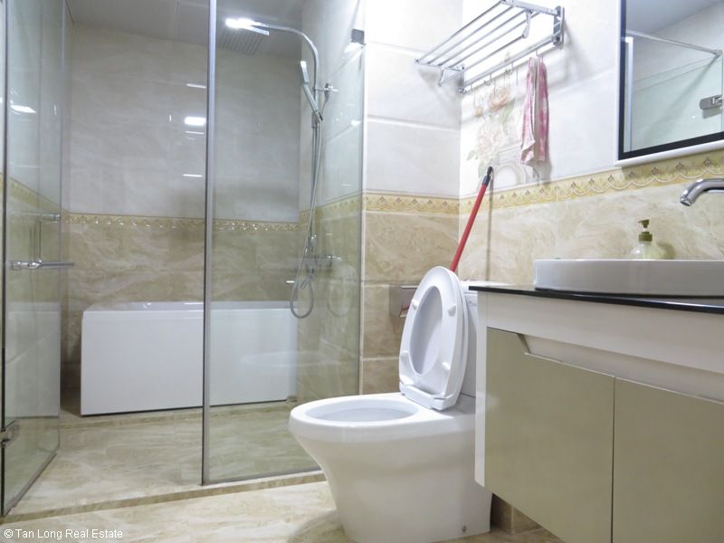 3 bedrooms Apartment in Cau Giay, Ha Noi, Vietnam No. 5738