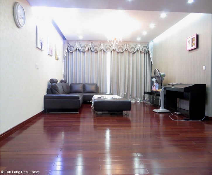 3 bedrooms Apartment in Cau Giay, Ha Noi, Vietnam No. 5738