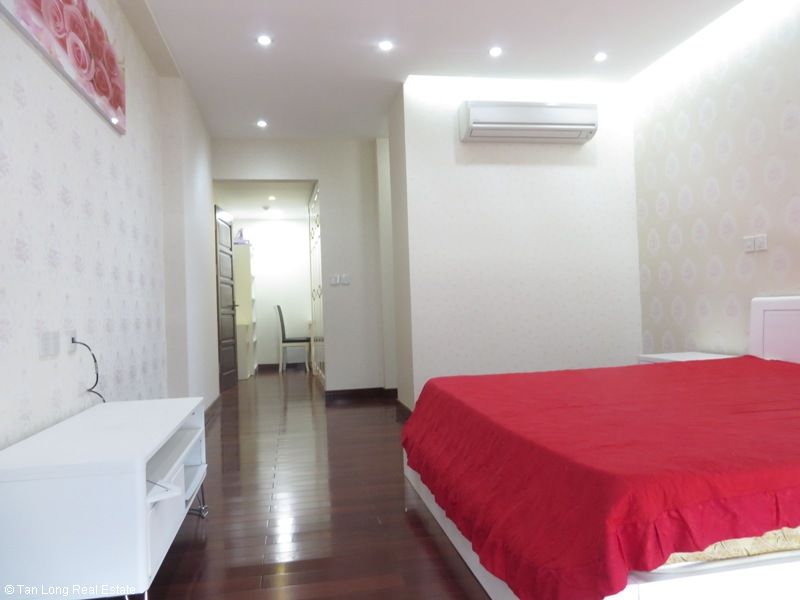 3 bedrooms Apartment in Cau Giay, Ha Noi, Vietnam No. 5738