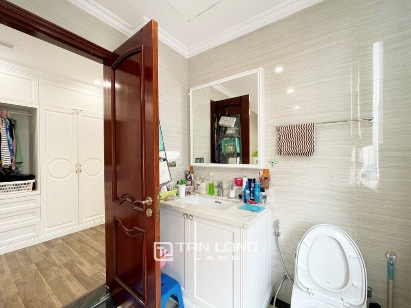 4 bedrooms Villa in Long Bien, Ha Noi, Vietnam No. 2314