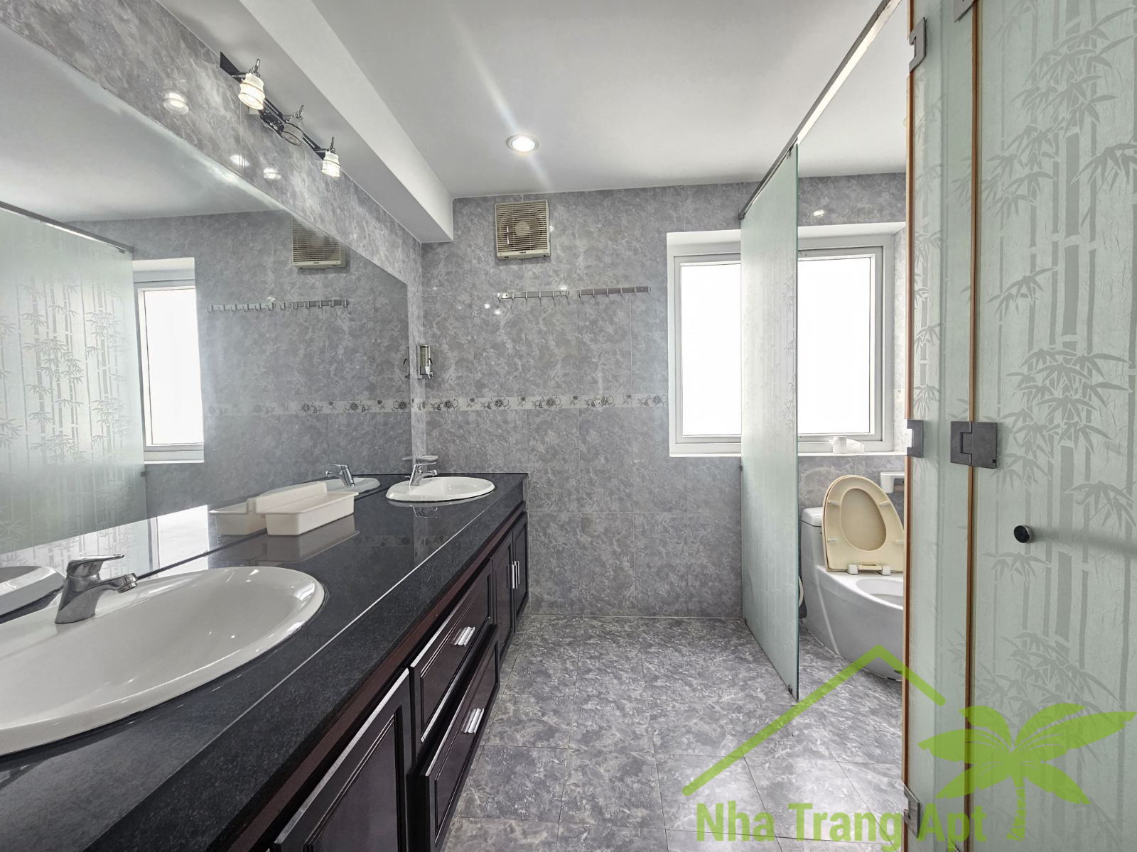 5 bedrooms Villa in Nha Trang, Vietnam No. 27934