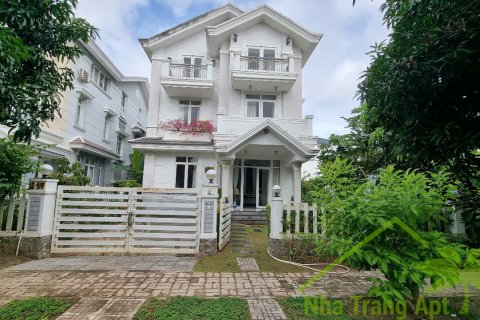 5 bedrooms Villa in Nha Trang, No. 27934