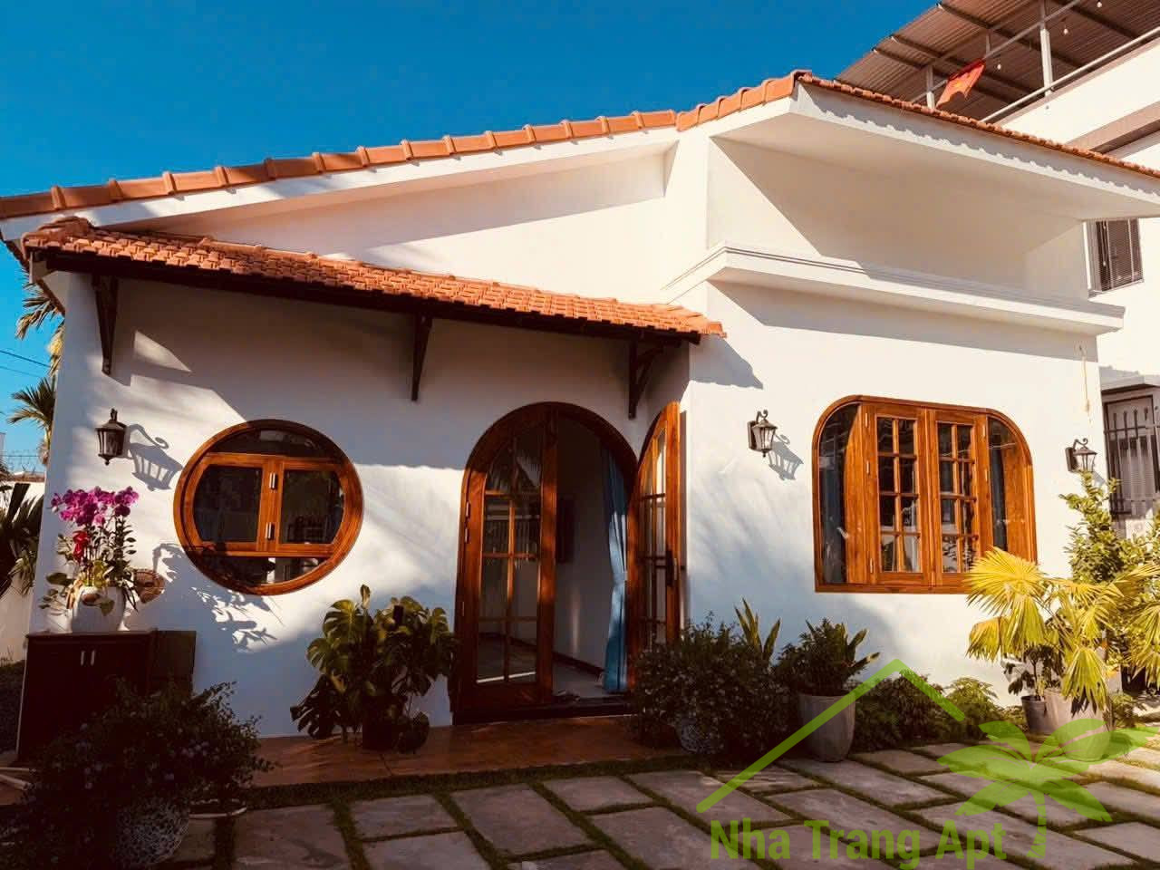 4 bedrooms House in Nha Trang, Vietnam No. 27662