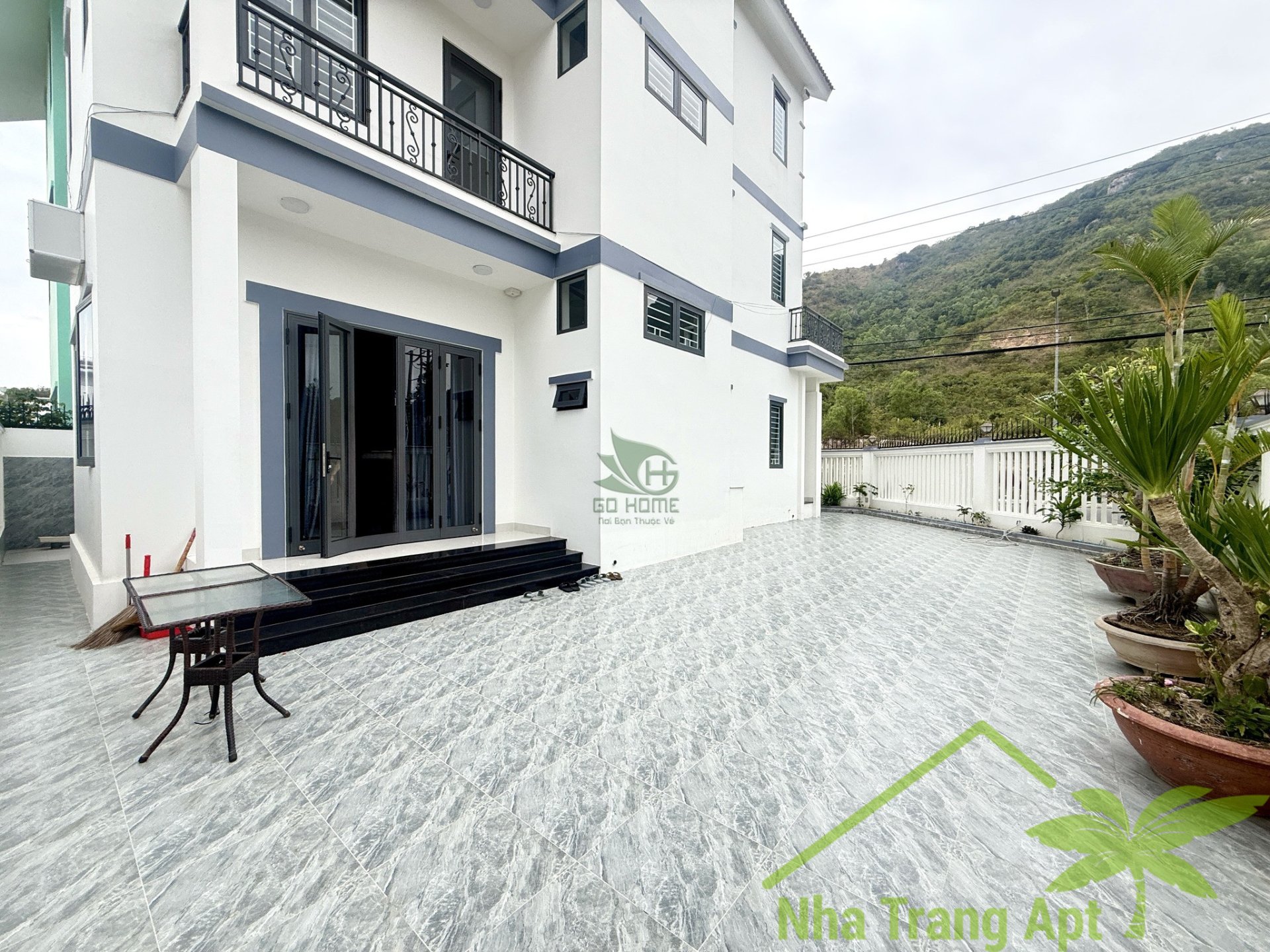 5 bedrooms Villa in Nha Trang, Vietnam No. 27661