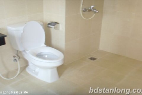 Квартира с 3 спальнями в Тэйхо, Ханой , № 8410 5