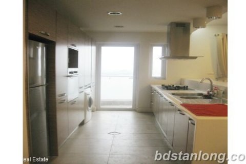 3 bedrooms Apartment in Tay Ho, Ha Noi,  No. 8408 4