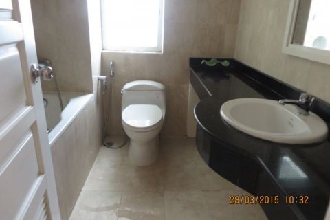 Квартира с 3 спальнями в Тэйхо, Ханой ,  № 6026 10