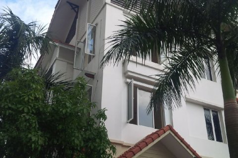4 bedrooms Apartment in Cau Giay, Ha Noi, No. 6823 2