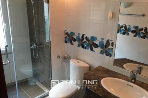 3 bedrooms Apartment in Tay Ho, Ha Noi, No. 3222 8