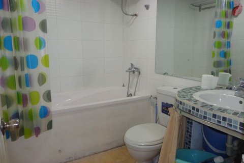 2 bedrooms Apartment in Ba Dinh, Ha Noi,  No. 6330 16