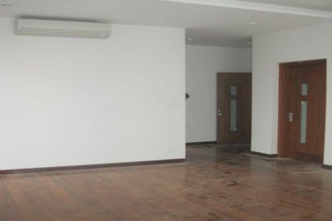Дом с 5 спальнями в Тэйхо, Ханой , № 6335 12