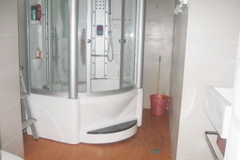Квартира с 3 спальнями в Бадинь, Ханой , № 5549 6