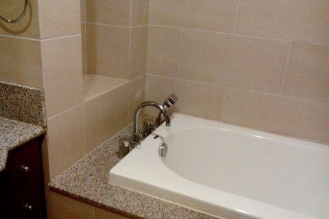 2 bedrooms Apartment in Nam Tu Liem, Ha Noi,  No. 6067 8