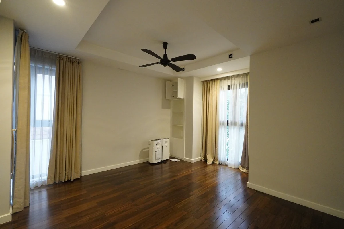 4 bedrooms House in Thu Duc, Ho Chi Minh, Vietnam No. 27628