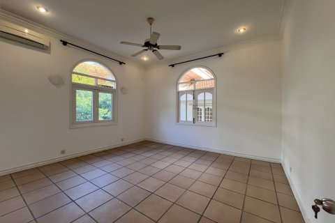 4 bedrooms Villa in Thu Duc, Ho Chi Minh, No. 27631 2