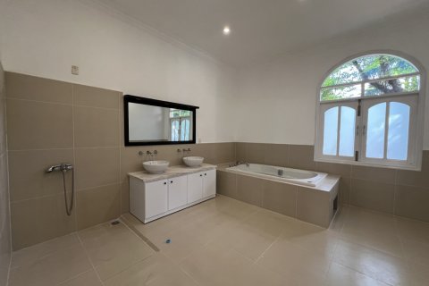 4 bedrooms Villa in Thu Duc, Ho Chi Minh, No. 27631 11