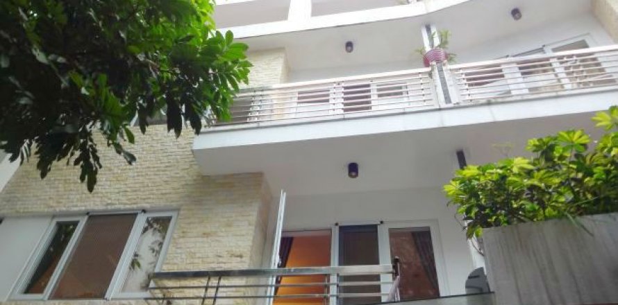 3 bedrooms House in Tay Ho, Ha Noi,  No. 5043