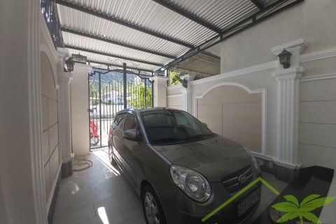5 bedrooms House in Nha Trang, No. 28391 2