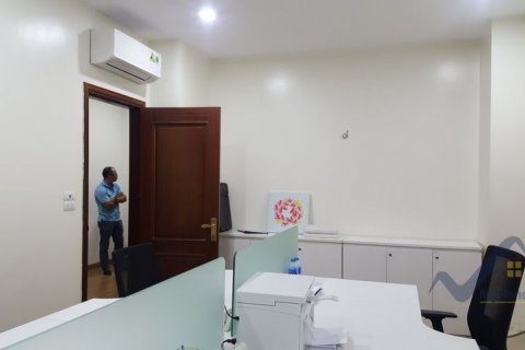 4 bedrooms Apartment in Ha Noi,  No. 19313 16