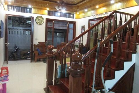Дом с 4 спальнями в Бадинь, Ханой , № 5202
