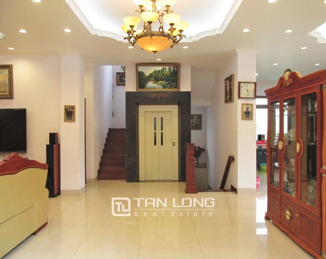 4 bedrooms Villa in Long Bien, Ha Noi, Vietnam No. 4903