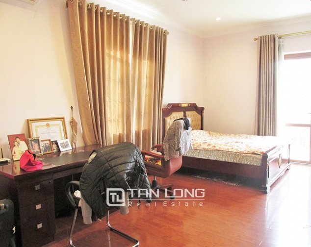 4 bedrooms Villa in Long Bien, Ha Noi, Vietnam No. 4903