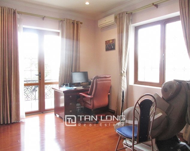 4 bedrooms Villa in Long Bien, Ha Noi, Vietnam No. 4903