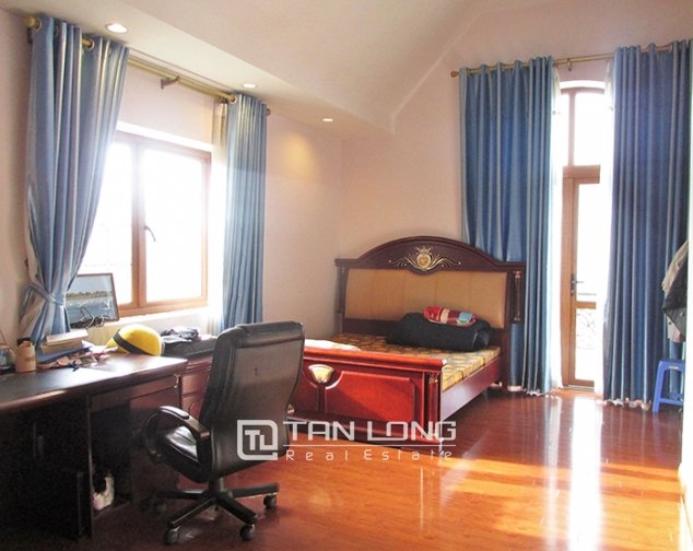 4 bedrooms Villa in Long Bien, Ha Noi, Vietnam No. 4903