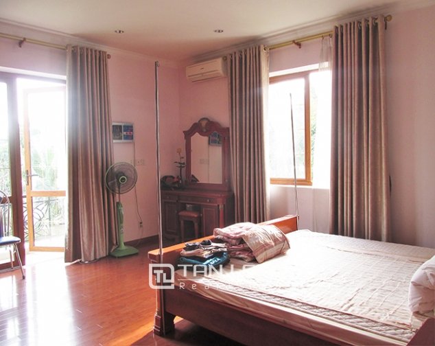 4 bedrooms Villa in Long Bien, Ha Noi, Vietnam No. 4903
