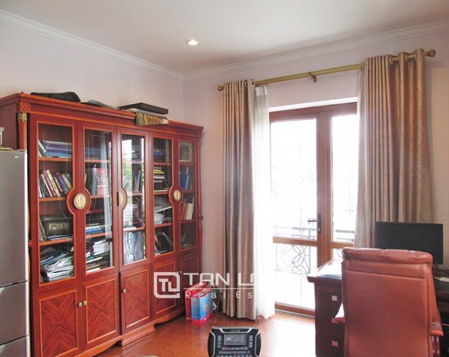 4 bedrooms Villa in Long Bien, Ha Noi, Vietnam No. 4903