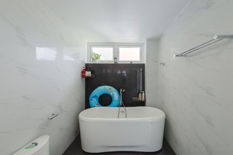 3 bedrooms Apartment in Nha Trang, No. 17158 17