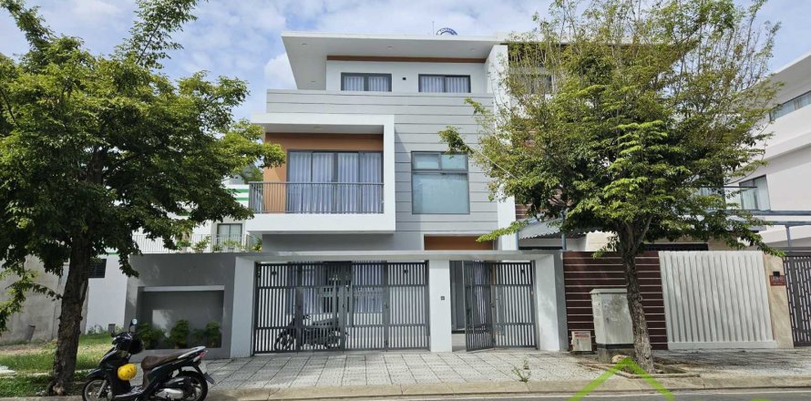 6 bedrooms Villa in Nha Trang,  No. 27849