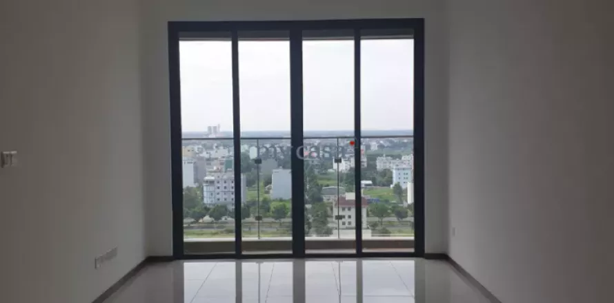 Квартира с 2 спальнями в Тхудык, Хошимин , № 11364