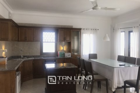 4 bedrooms Apartment in Tay Ho, Ha Noi,  No. 2858 4