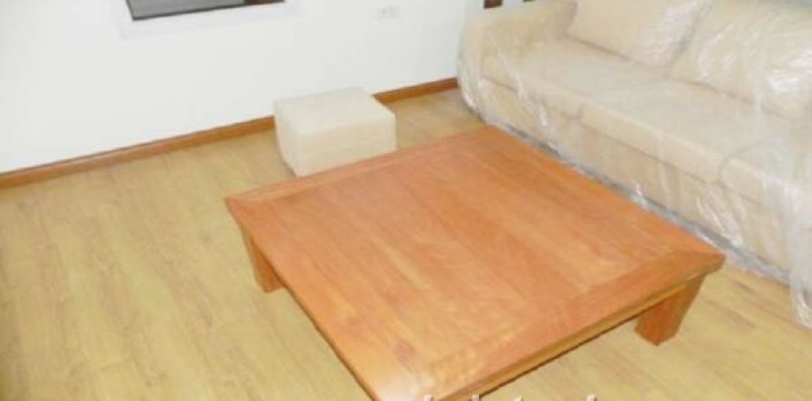Квартира с 1 спальней в Каузяй, Ханой , № 8282