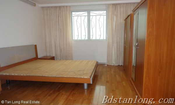 3 bedrooms Apartment in Tay Ho, Ha Noi, Vietnam No. 7779