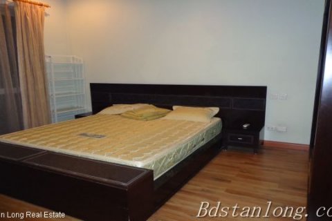 Квартира с 3 спальнями в Тэйхо, Ханой ,  № 7776 7