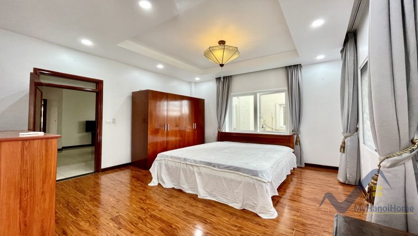 5 bedrooms Villa in Long Bien, Ha Noi, Vietnam No. 18999