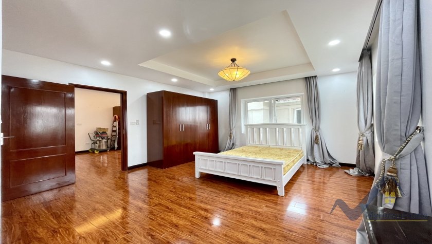 5 bedrooms Villa in Long Bien, Ha Noi, Vietnam No. 18999